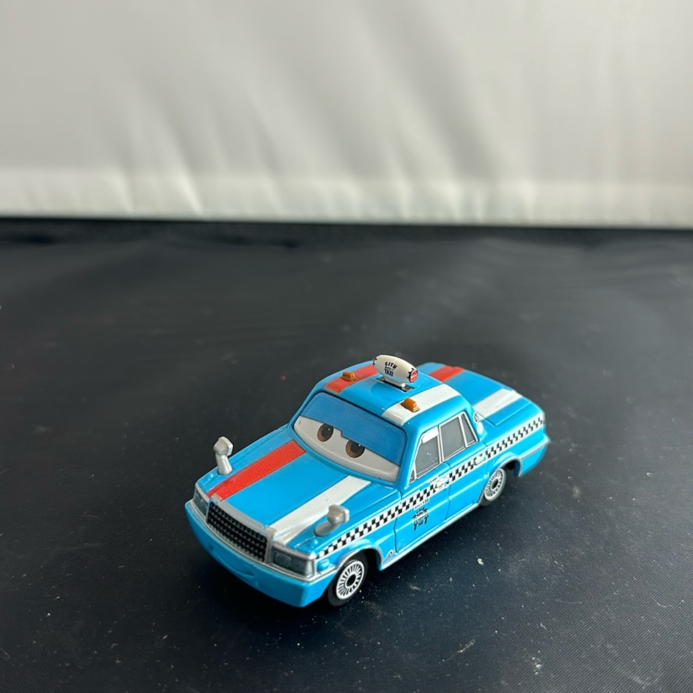 Disney Pixar Cars BOB PULLEY METAL SERIES 2021  From Movie Cars 2 Taxi